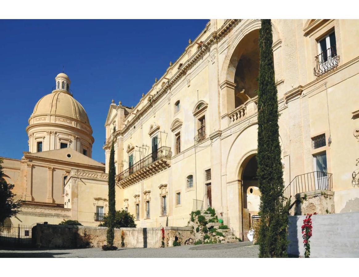 Palazzo Trigona Dependance Hotel Noto Exterior foto